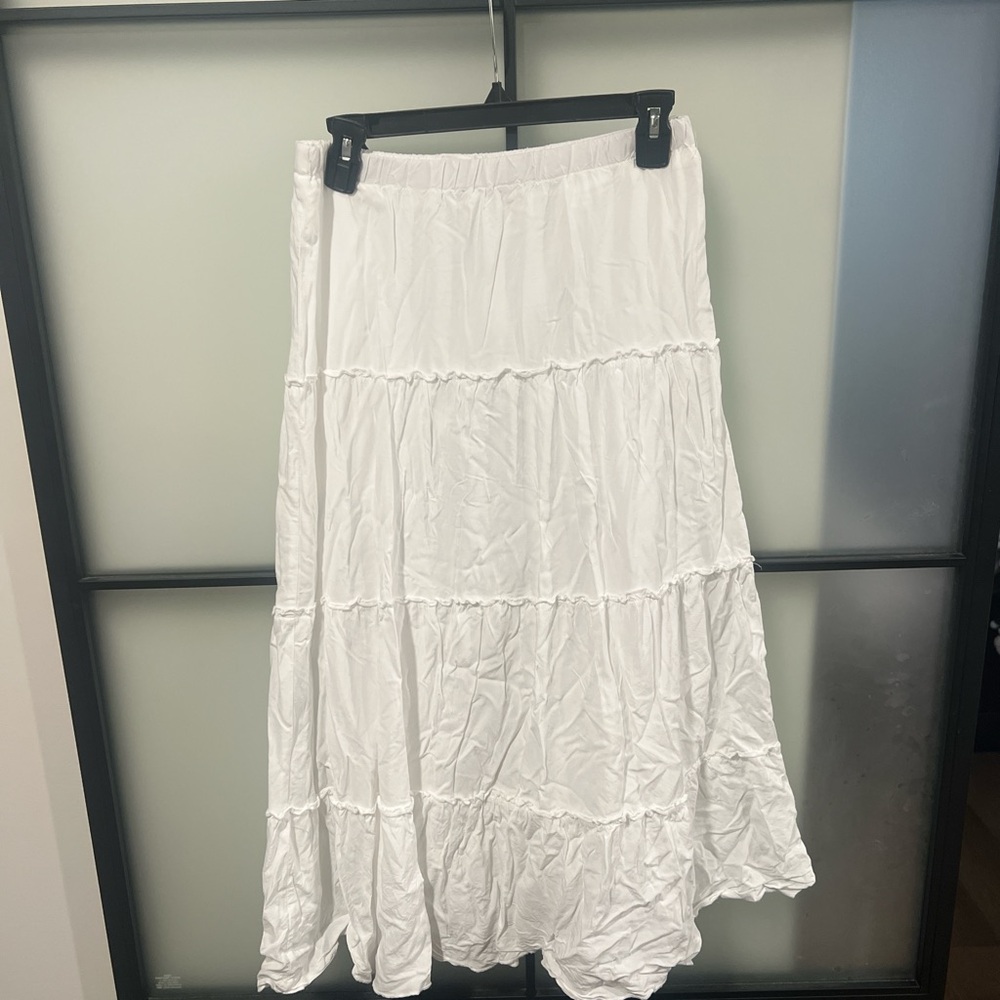 Brandy Melville Tiered Skirt | White